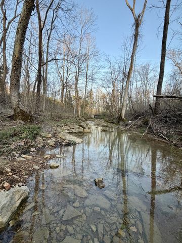 1 Highland Rd, Westmoreland, TN 37186