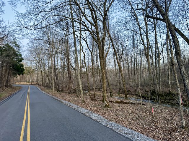 1 Highland Rd, Westmoreland, TN 37186