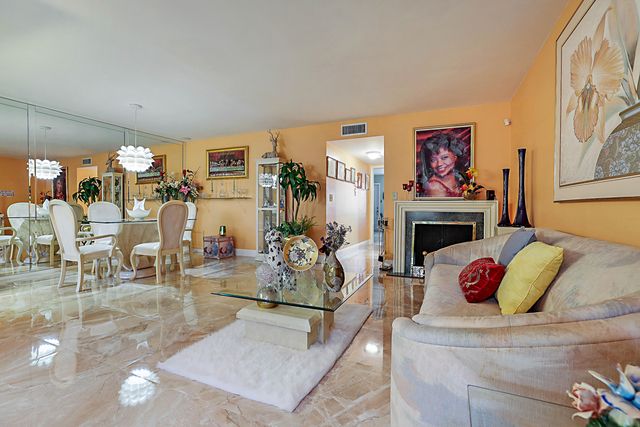 5373 Lakefront Boulevard C, Delray Beach, FL 33484