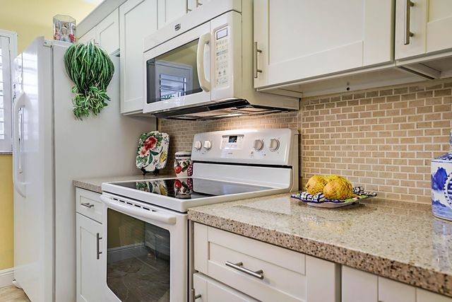5373 Lakefront Boulevard C, Delray Beach, FL 33484