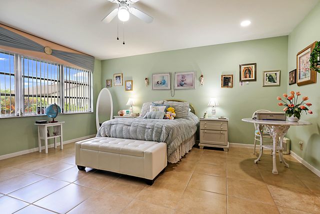5373 Lakefront Boulevard C, Delray Beach, FL 33484