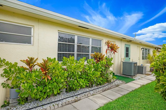 5373 Lakefront Boulevard C, Delray Beach, FL 33484