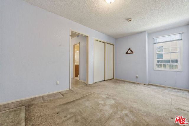 6621 5th Avenue, Los Angeles, CA 90043
