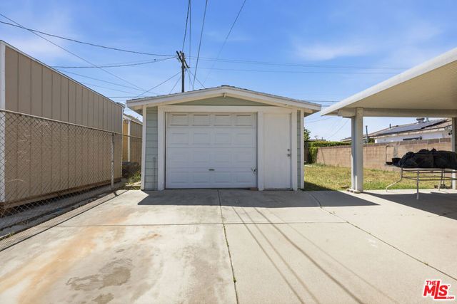 6621 5th Avenue, Los Angeles, CA 90043