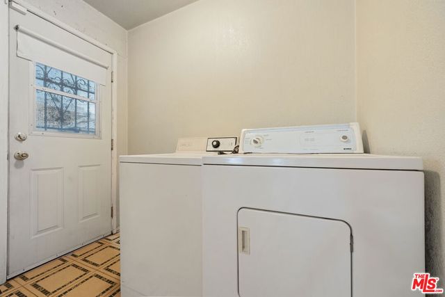 6621 5th Avenue, Los Angeles, CA 90043