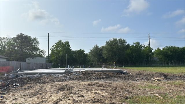 11014 Youngquist Drive, Texas City, TX 77568