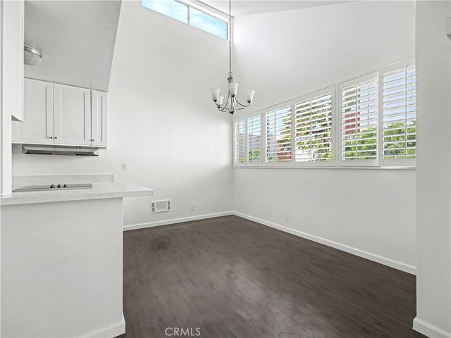 6050 Canterbury, Culver City, CA 90230