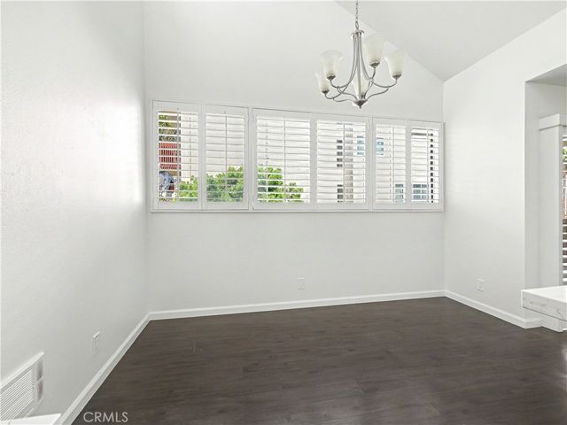 6050 Canterbury, Culver City, CA 90230