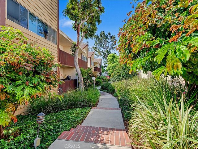6050 Canterbury, Culver City, CA 90230