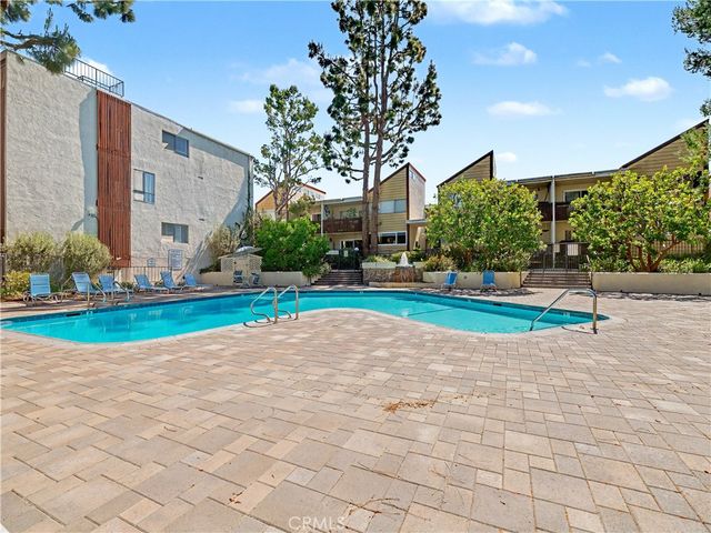 6050 Canterbury, Culver City, CA 90230