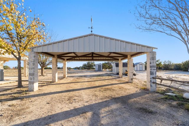 17999 Fm 963, Bertram, TX 78605