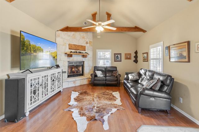 17999 Fm 963, Bertram, TX 78605