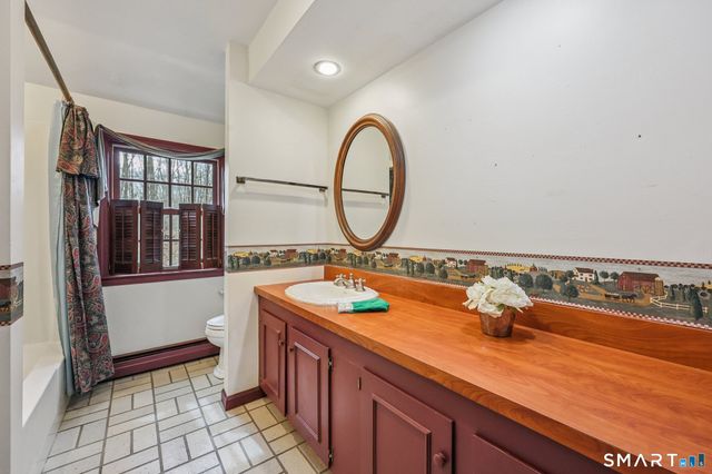 30 Church Lane, Madison, CT 06443