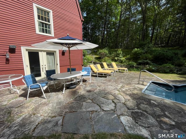 30 Church Lane, Madison, CT 06443