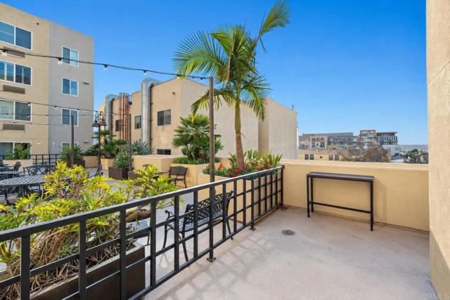 1970 Columbia Street, San Diego, CA 92101