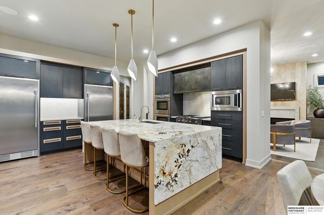 21337 A Street, Elkhorn, NE 68022