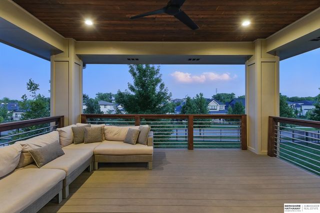 21337 A Street, Elkhorn, NE 68022