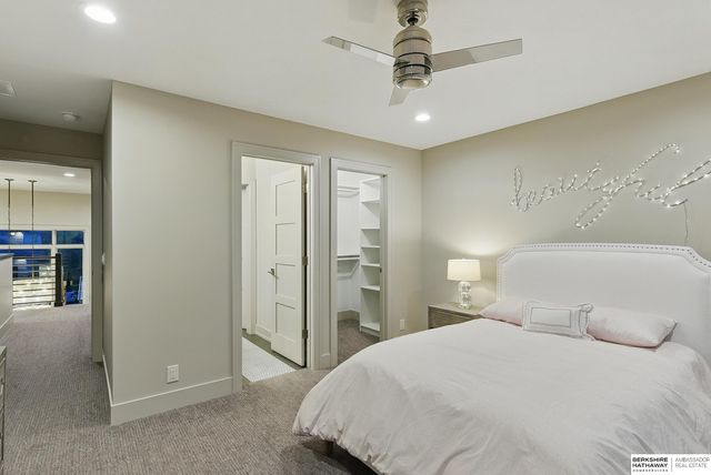 21337 A Street, Elkhorn, NE 68022