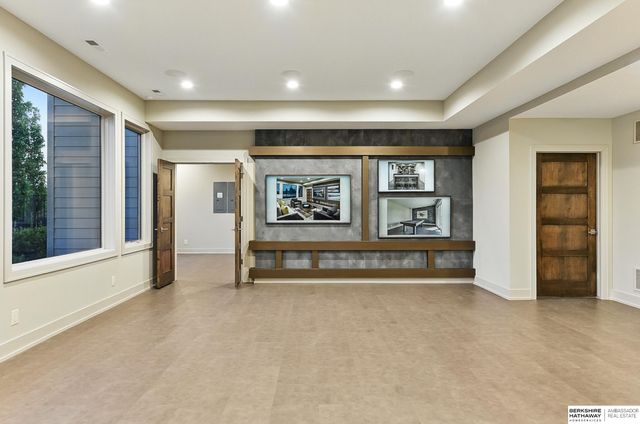 21337 A Street, Elkhorn, NE 68022