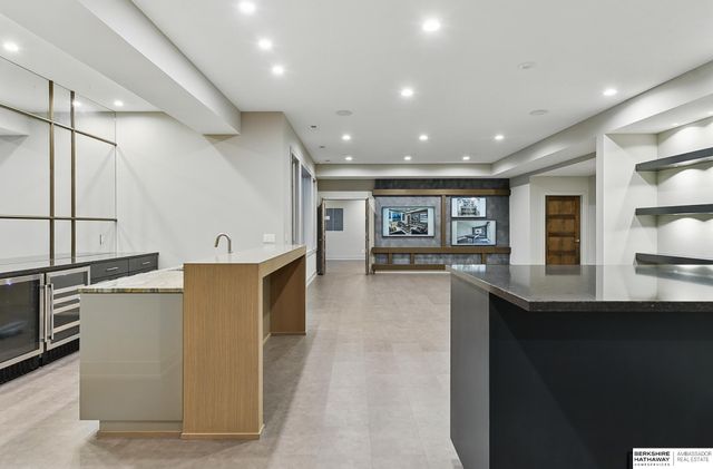 21337 A Street, Elkhorn, NE 68022