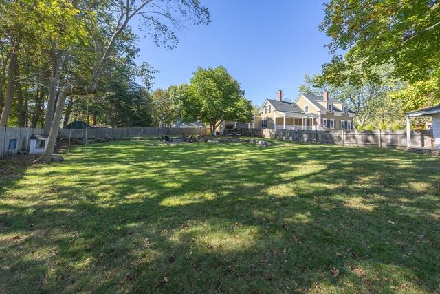 102 Centre St, Danvers, MA 01923