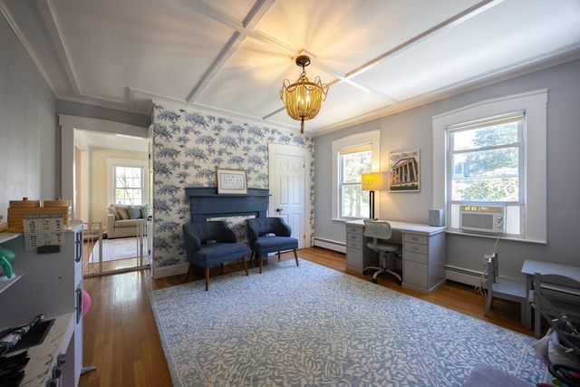 102 Centre St, Danvers, MA 01923