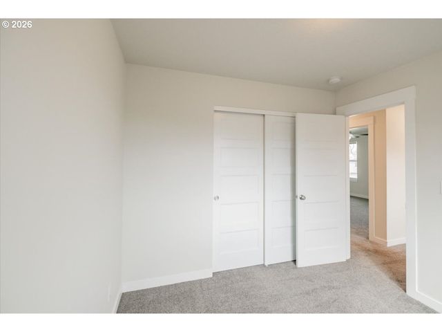 66 N 8TH St, Lebanon, OR 97355