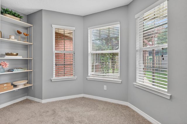 493 Hanover Port Lane, Fort Walton Beach, FL 32547