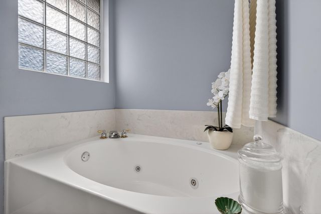 493 Hanover Port Lane, Fort Walton Beach, FL 32547