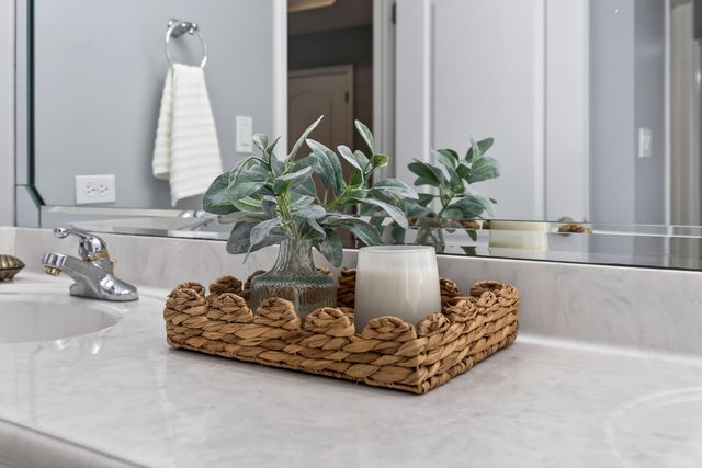 493 Hanover Port Lane, Fort Walton Beach, FL 32547