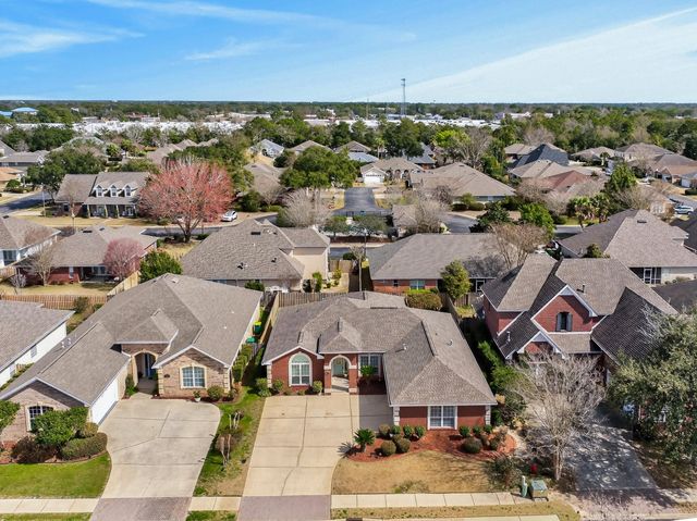 493 Hanover Port Lane, Fort Walton Beach, FL 32547