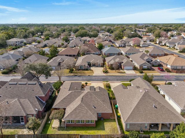 493 Hanover Port Lane, Fort Walton Beach, FL 32547