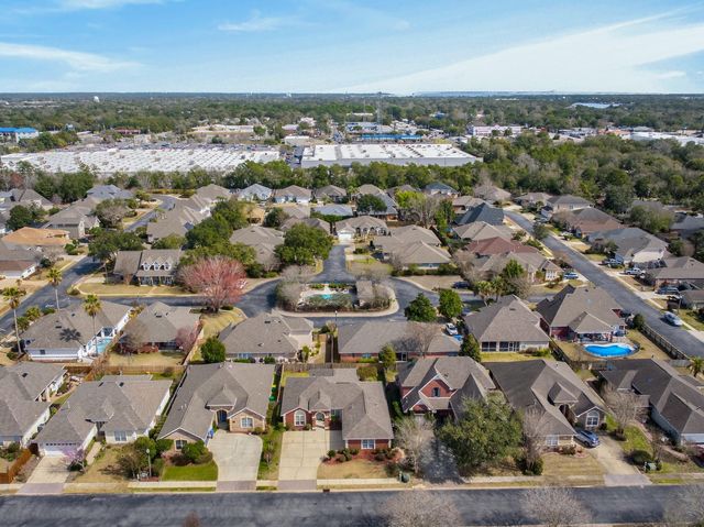 493 Hanover Port Lane, Fort Walton Beach, FL 32547