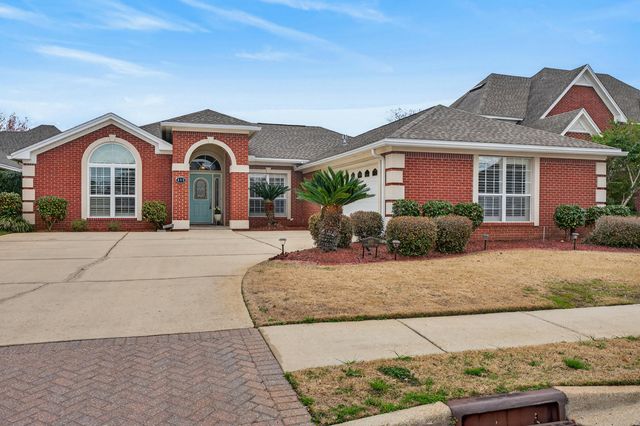 493 Hanover Port Lane, Fort Walton Beach, FL 32547