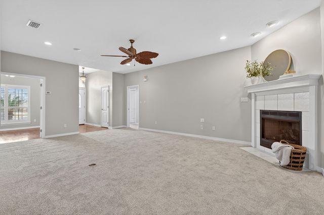 493 Hanover Port Lane, Fort Walton Beach, FL 32547