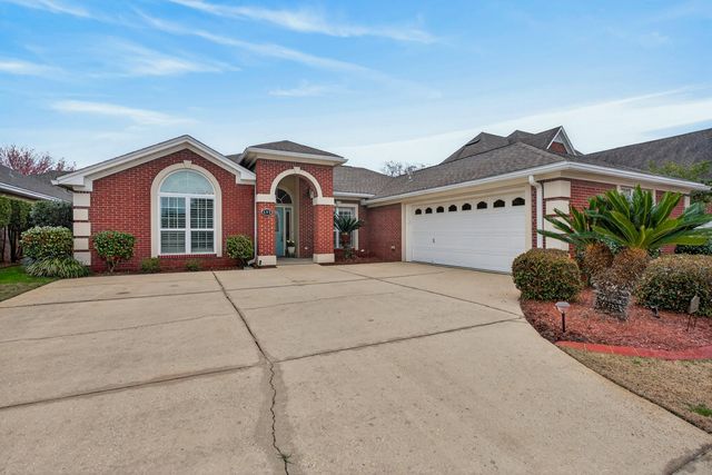 493 Hanover Port Lane, Fort Walton Beach, FL 32547