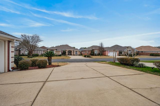 493 Hanover Port Lane, Fort Walton Beach, FL 32547