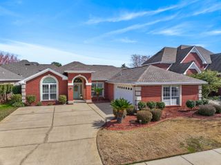 493 Hanover Port Lane, Fort Walton Beach, FL 32547