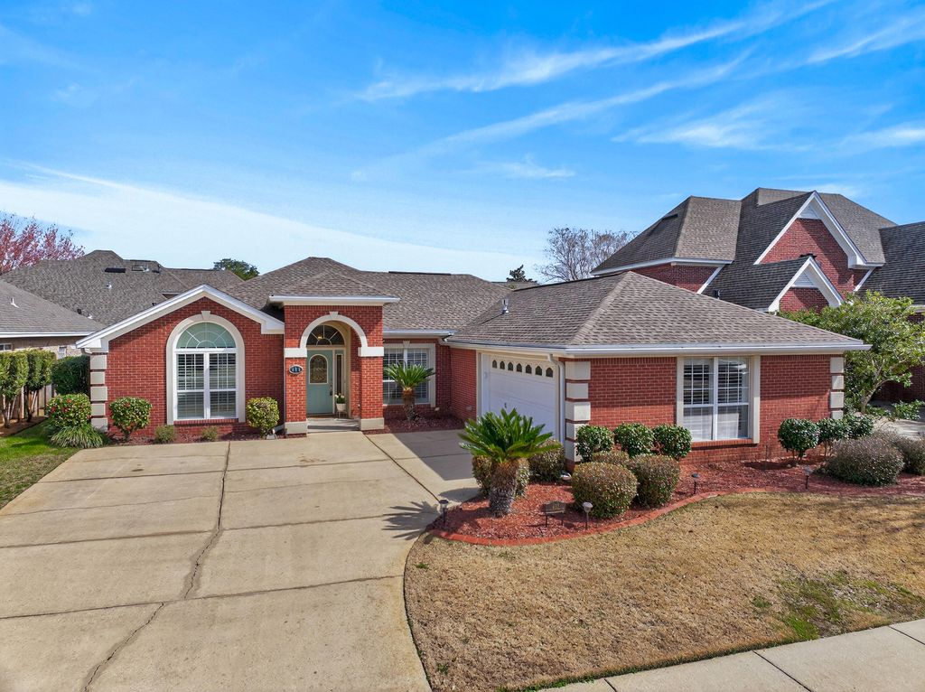 493 Hanover Port Lane, Fort Walton Beach, FL 32547