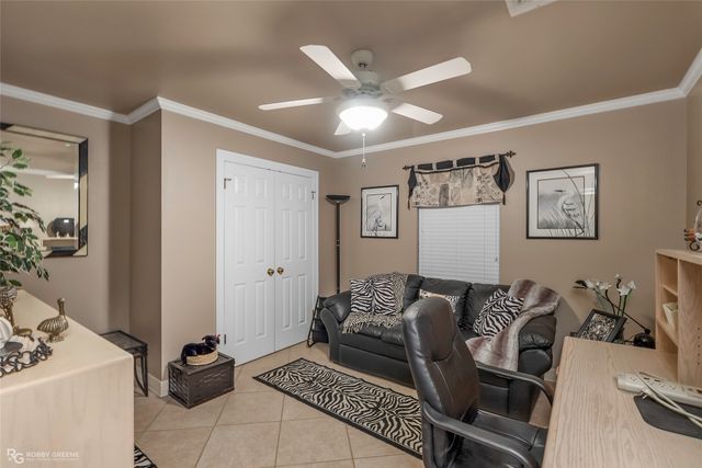 1817 Castlewood Drive, Bossier City, LA 71111