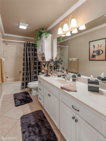 1817 Castlewood Drive, Bossier City, LA 71111