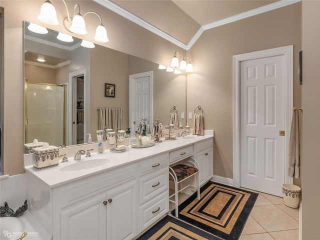 1817 Castlewood Drive, Bossier City, LA 71111