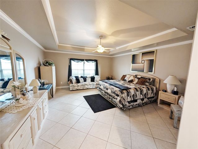 1817 Castlewood Drive, Bossier City, LA 71111