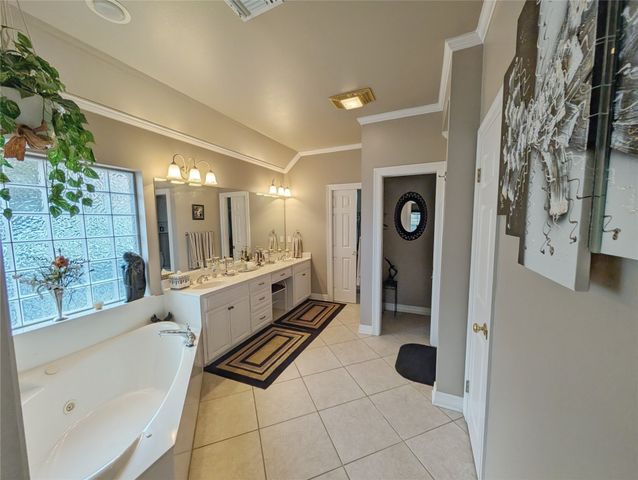 1817 Castlewood Drive, Bossier City, LA 71111