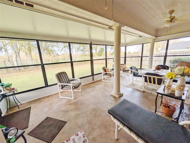 1817 Castlewood Drive, Bossier City, LA 71111