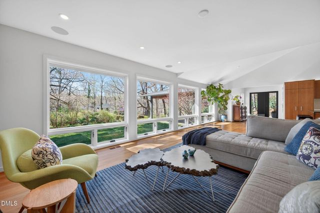 127 Glendale Drive, Chapel Hill, NC 27514