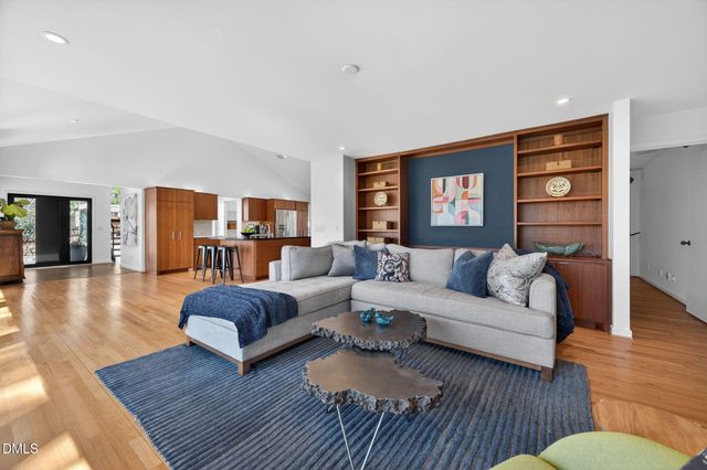 127 Glendale Drive, Chapel Hill, NC 27514