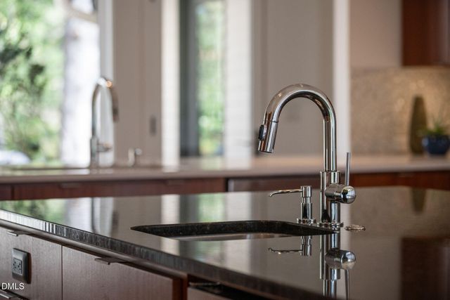 127 Glendale Drive, Chapel Hill, NC 27514