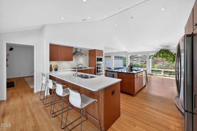 127 Glendale Drive, Chapel Hill, NC 27514