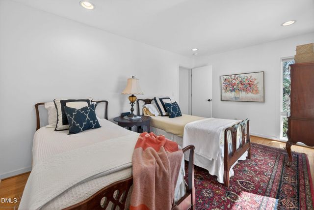 127 Glendale Drive, Chapel Hill, NC 27514